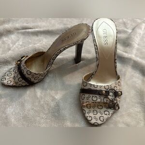 Guess 2000’s heels